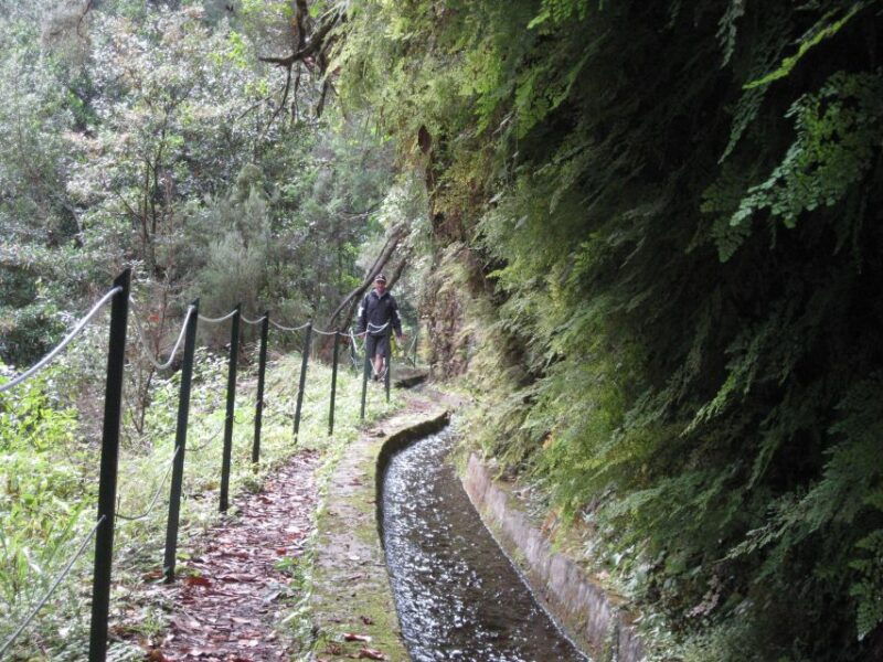 hidden-corners-the-kings-levada-full-day-hike