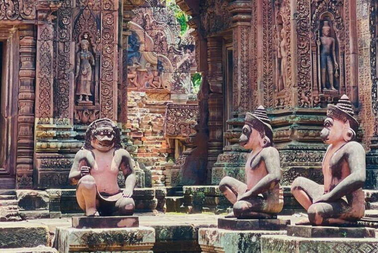 hidden-gems-of-cambodia-kbal-spean-and-banteay-srei-temple