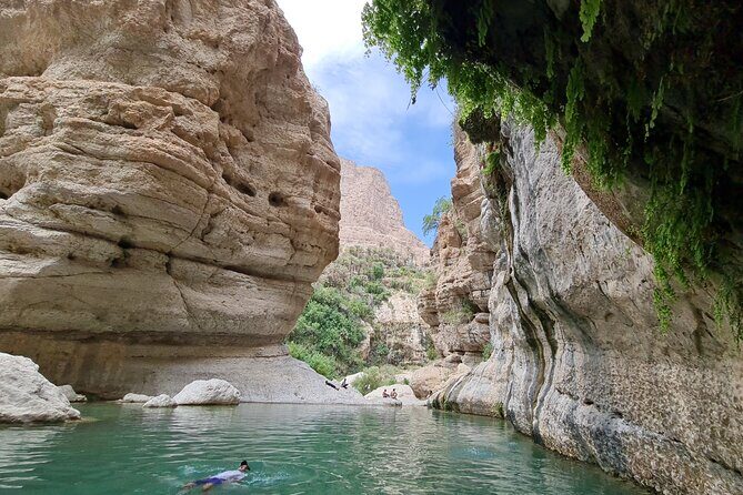 Hidden Gems of Oman: Sinkhole, Fins Beach & Wadi Tiwi Adventure - Authentic Insights from Reviewers