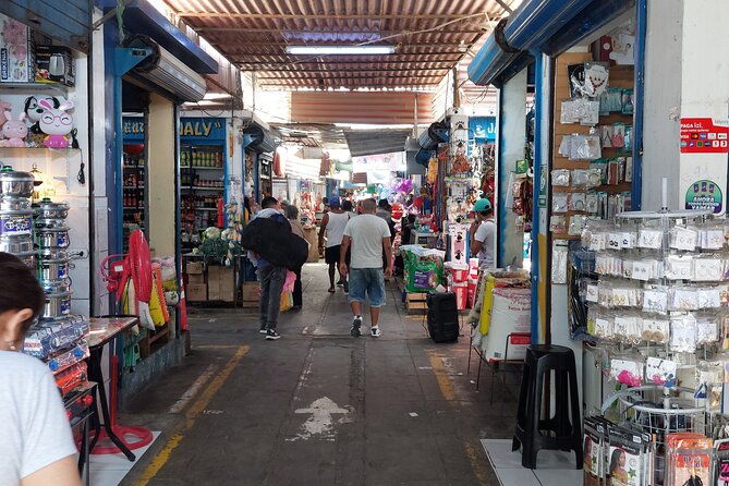 hidden-gems-of-pisco-tuk-tuk-adventure-authentic-mussel-feast