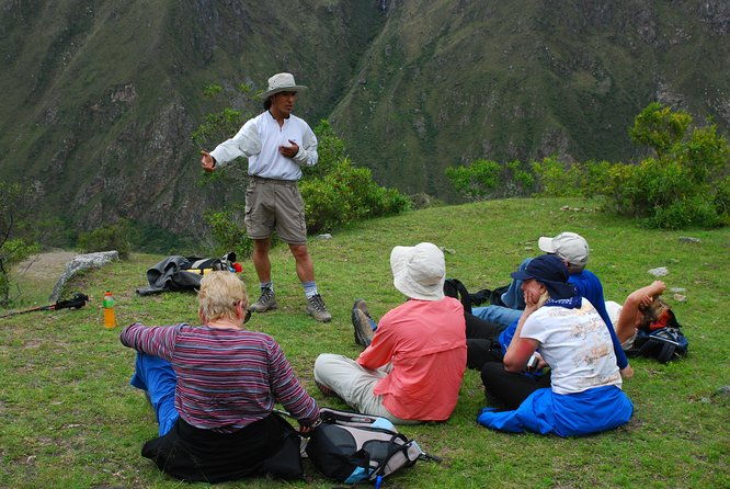 hidden-incatrail-from-cusco-to-sacred-valley-2-days-1-night