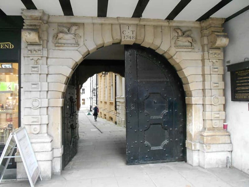 Hidden London Walking Tour - Practical Aspects: What to Expect