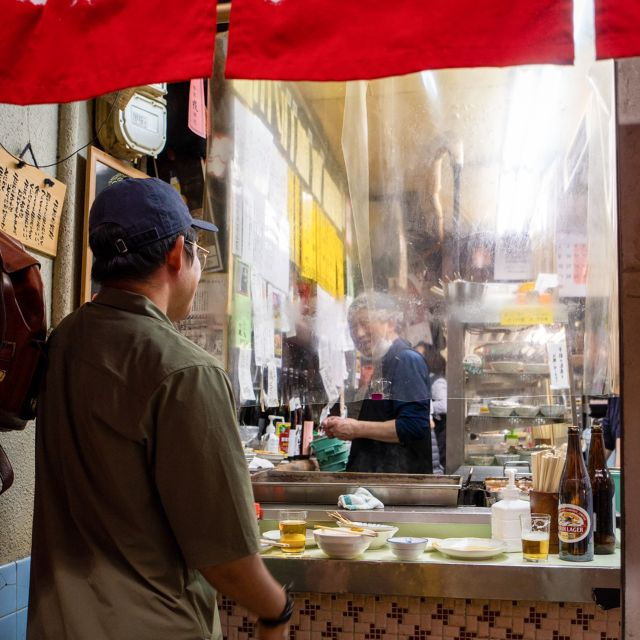 hidden-osaka-yukaku-red-light-tour-culinary-adventure