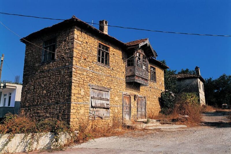 Hidden Paradise Combo Green Lake With Lunch & Boat - Manavgat Waterfall and Orange Gardens