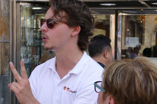 hidden-prague-private-walkingtour