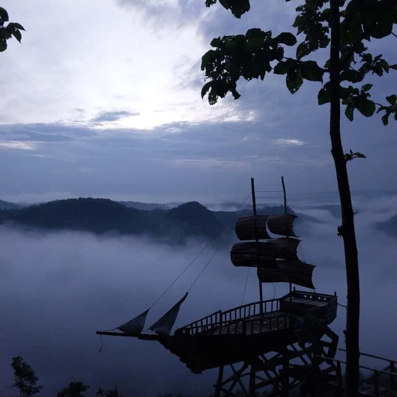 Hidden Sunrise Yogyakarta: Hilltop Dawn & Cultural Day Tour - Transportation, Timing, and Group Size