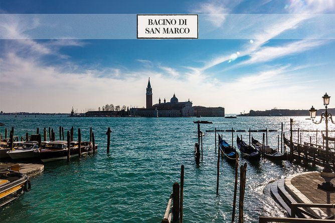 hidden-venice-walking-tour-gondola-ride-experience