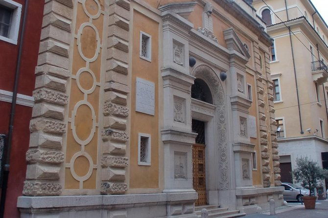 hidden-verona-jewish-district-3-hour-private-walking-tour-2