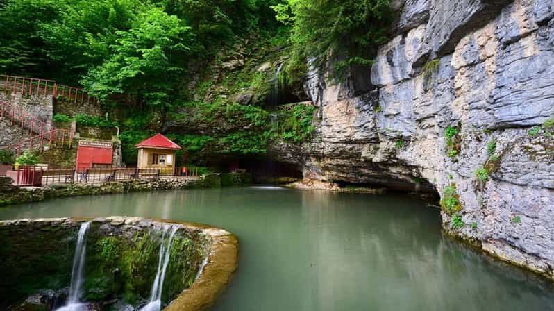 hidirnebi-cal-cave-hidirnebi-plateau-and-sera-lake-tour