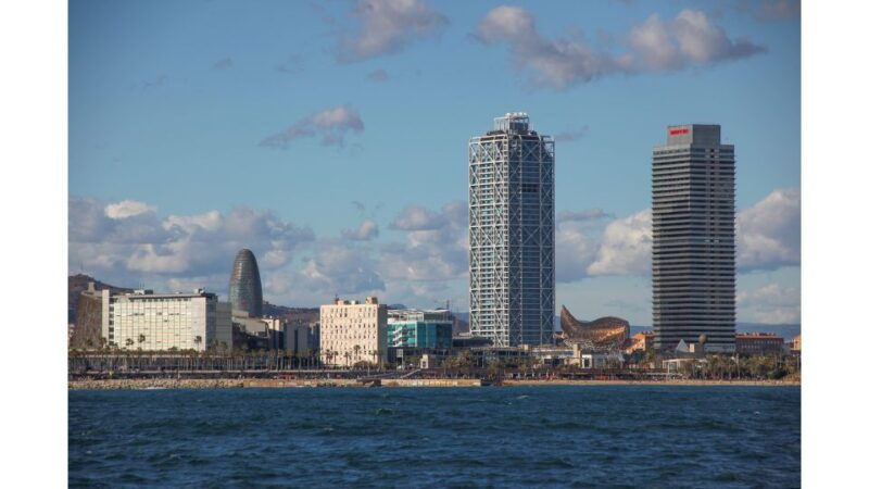 high-performance-motor-sport-boat-barcelona-novurania-yacht