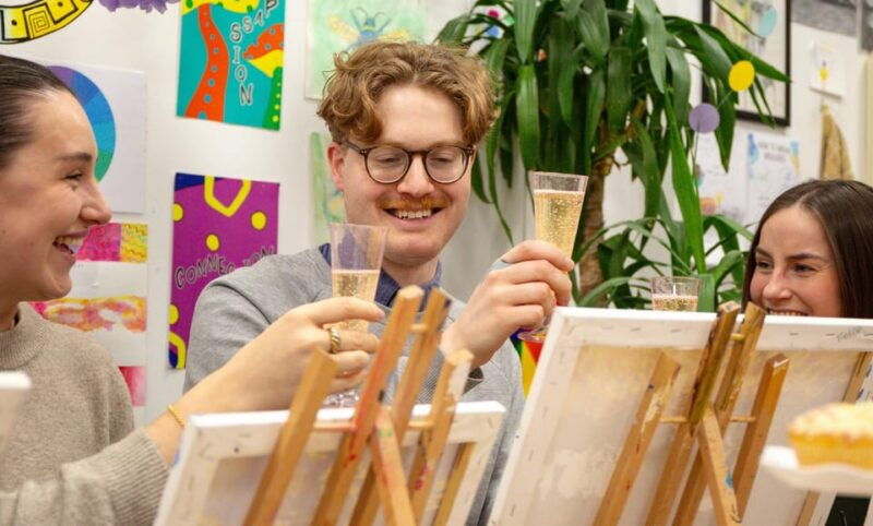 high-wycombe-sip-paint-seahorse-art-workshop