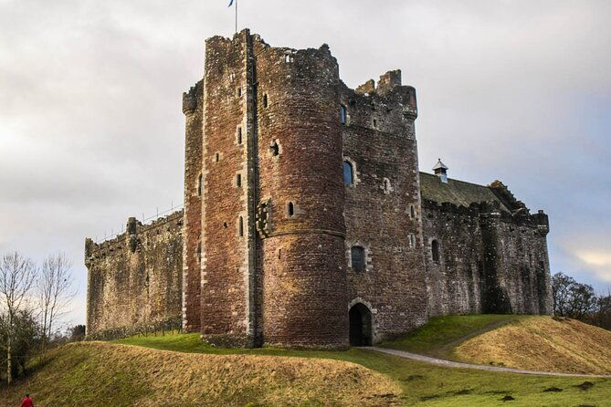 highlands-coos-glencoe-and-castles-private-tour-from-edinburgh-2