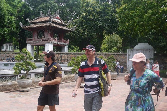 Highlight- Hanoi city tour and Cycle around old quarter - FAQ