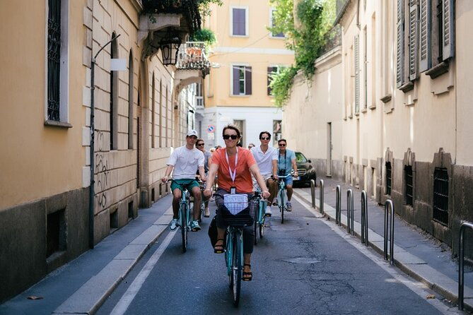 highlights-and-hidden-gems-of-milan-bike-tour