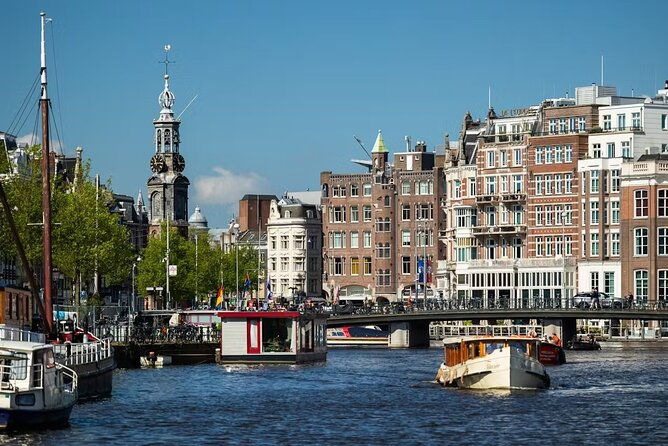 highlights-and-local-insights-canal-cruise-tour-in-amsterdam-2