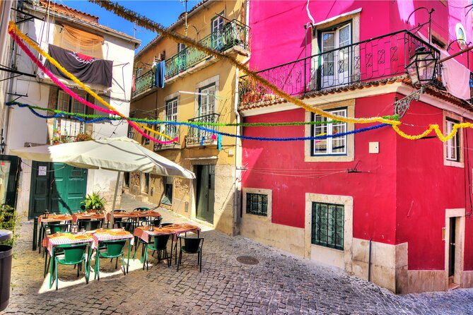 highlights-and-secrets-of-lisbon-private-walking-tour