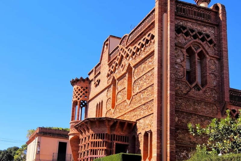 Highlights Guided visit to Gaudi's Crypt and Colonia Güell - The Sum Up