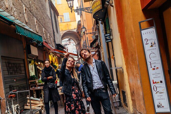 Highlights & Hidden Gems With Locals: Best of Bologna Private Tour - Summing It Up