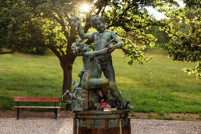 highlights-hidden-gems-with-locals-best-of-prague-private-walking-tour