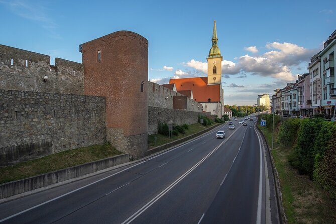 Highlights of Bratislava's Old Town with Castle - How It Compares to Other Tours  