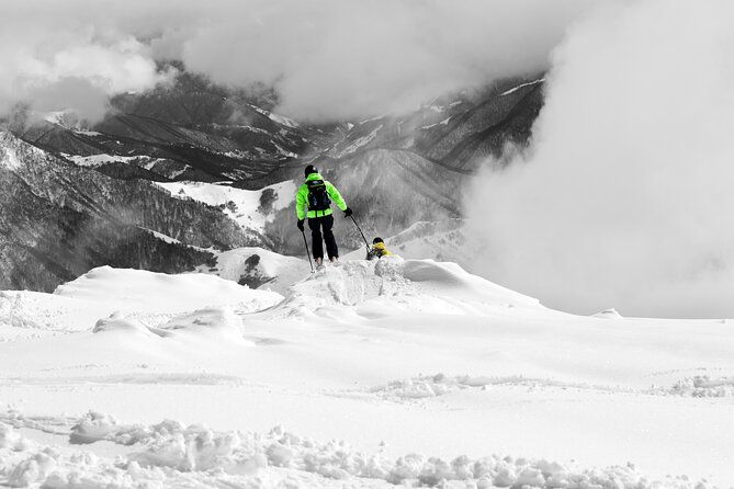 highlights-of-caucasus-mountains-jinvaliananurigudaurikazbegigroup-tour
