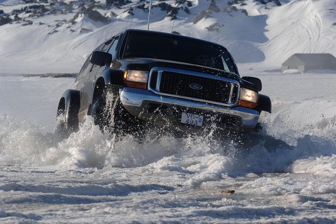 highlights-of-iceland-private-guided-super-jeep-tour-2