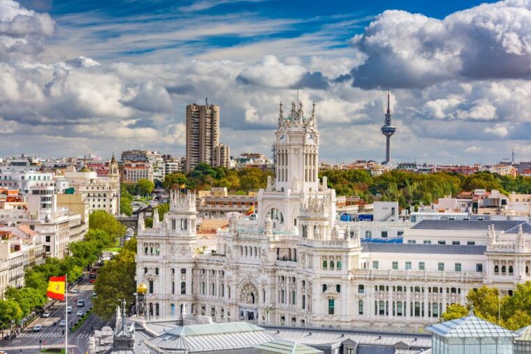 highlights-of-madrid-walking-tour-with-private-guide