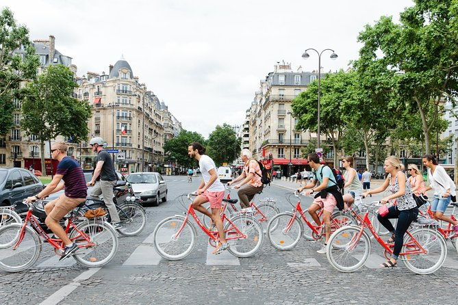 highlights-of-paris-bike-tour-with-a-local-guide