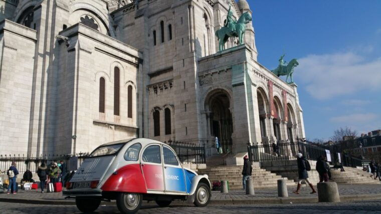 highlights-of-paris-private-6-hour-vintage-2cv-tour