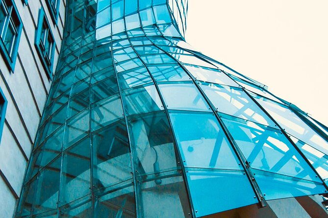 highlights-of-prague-with-a-funny-and-local-guide-2