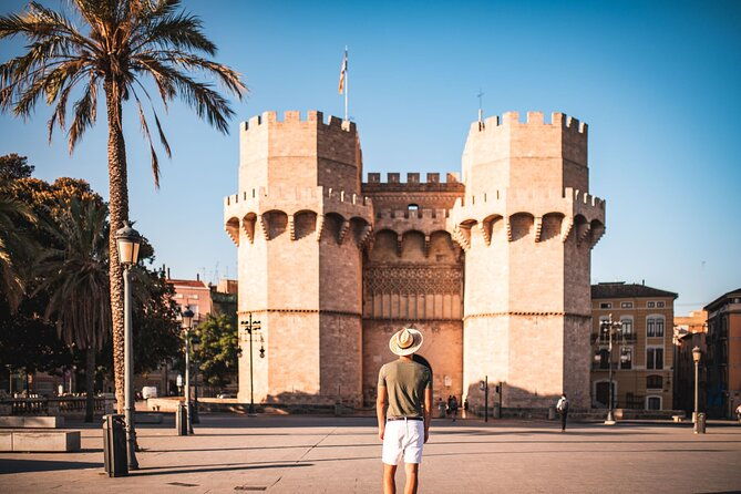highlights-of-valencia-half-day-private-tour-with-local-tasting-2