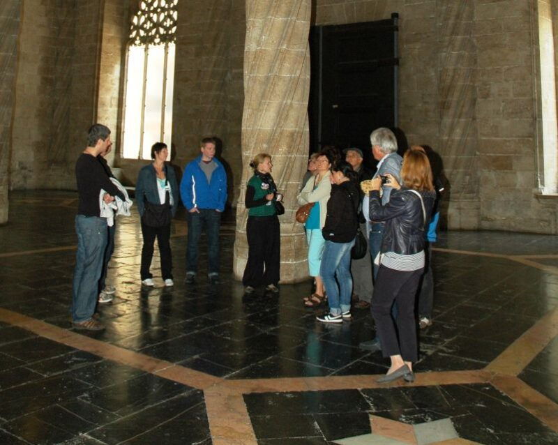 highlights-of-valencia-private-half-day-tour