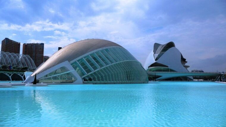 highlights-of-valencia-private-half-day-tour