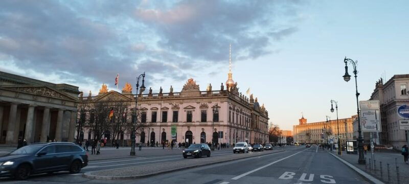 highlights-up-to-12-person-combined-vehicles