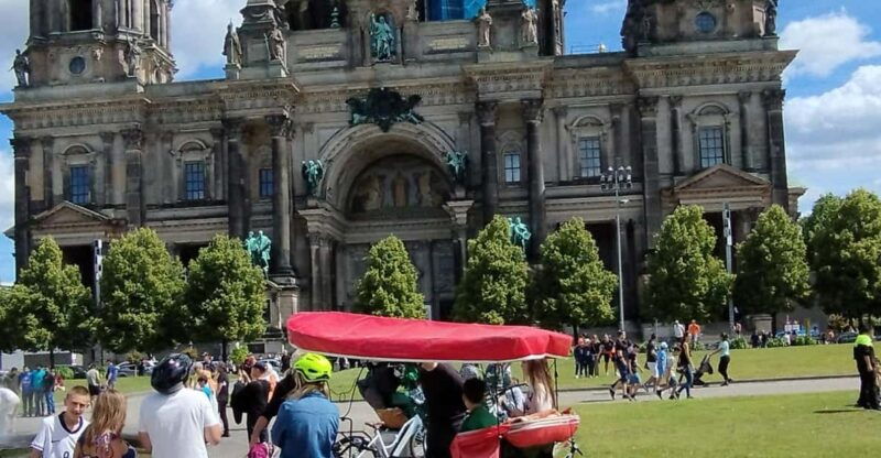 highlights-up-to-12-person-combined-vehicles