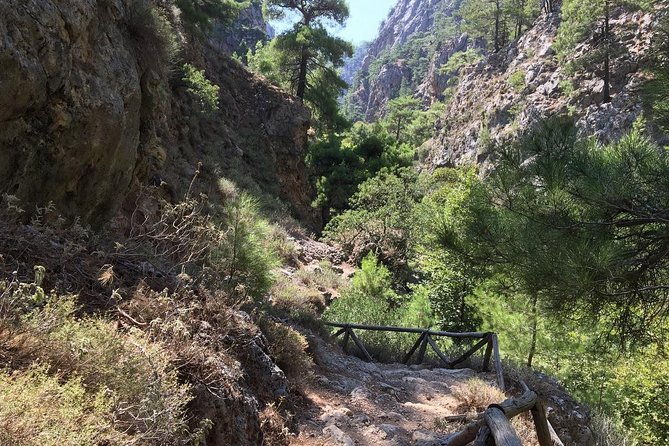 hike-agia-irini-gorge-private-tour-price-per-group-of-6