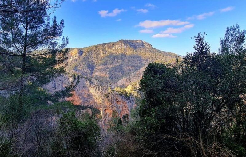 hike-and-swim-in-montenejos-thermal-springs