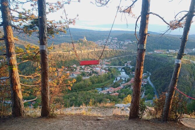 hike-bulgaria-love-swing-veliko-tarnovo-and-tarevet-fortress
