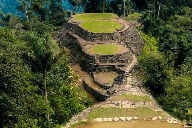 hike-for-4-days-to-the-lost-city-santa-marta