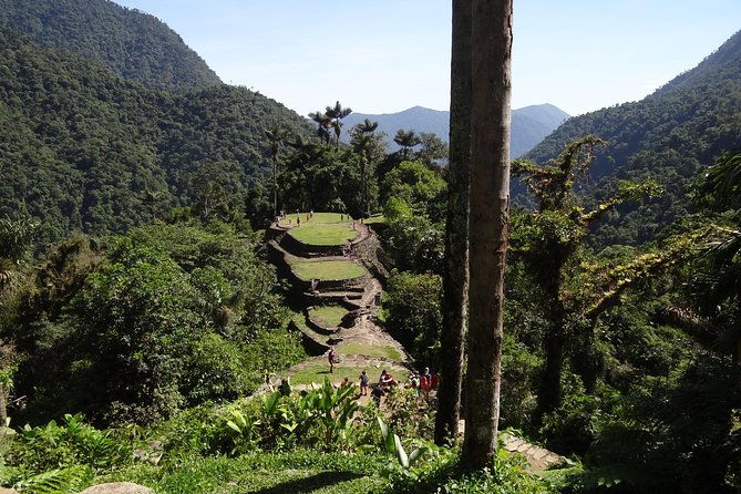 hike-for-4-days-to-the-lost-city-santa-marta
