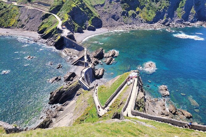 hike-gaztelugatxe-fishing-port-bermeo-pintxo-lunch-from-bilbao
