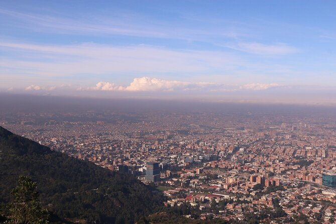 hike-in-bogotas-east-hills