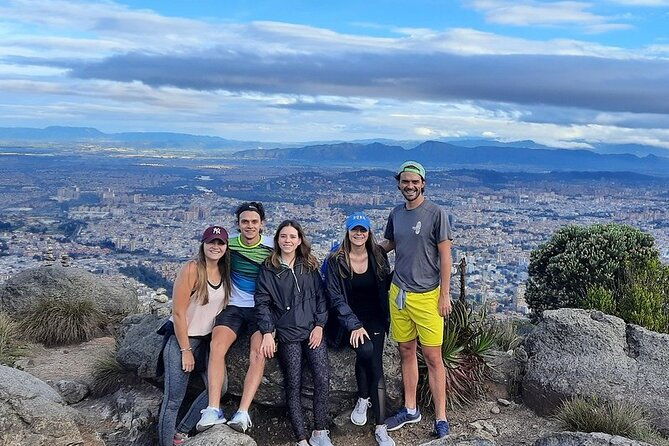 hike-in-bogotas-east-hills