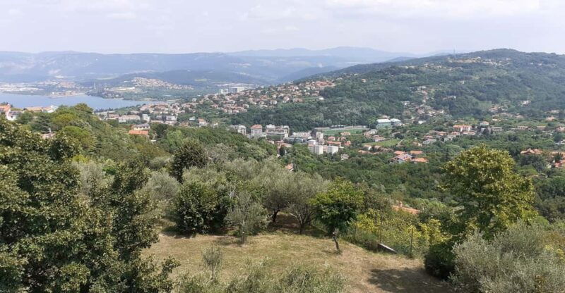 hike-in-muggia