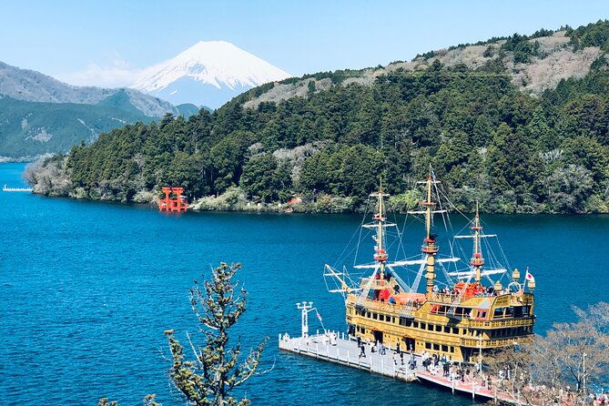hike-japan-heritage-hakone-hachiri-with-certified-mountain-guide