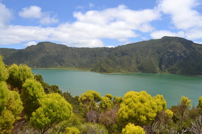 hike-lagoa-do-fogo-trail