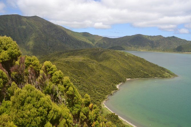 hike-lagoa-do-fogo-trail