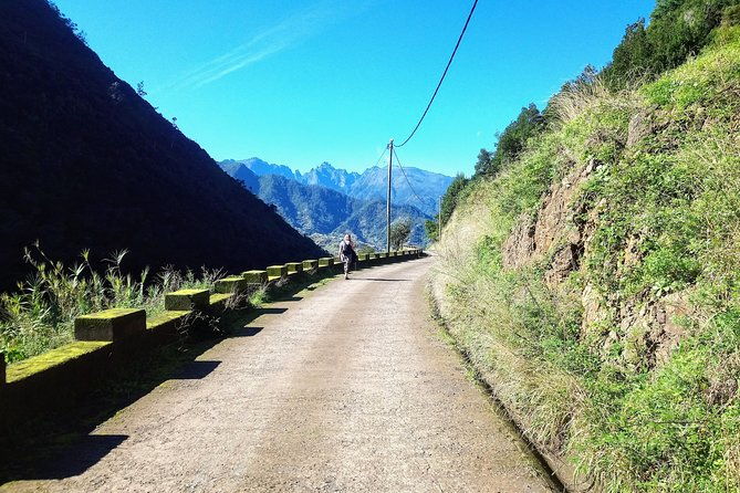 hike-larano-boca-do-risco-porto-da-cruz-levada-in-a-small-group-2