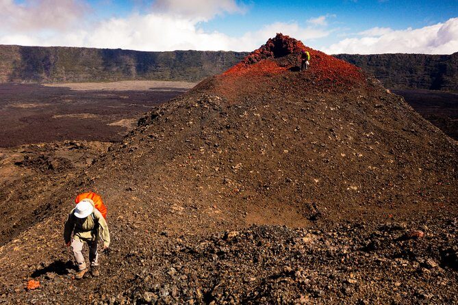 Hike: On the Piton de la Fournaise volcano - Key Points