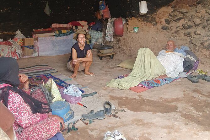 Hike & Overnight With Nomads Families - Key Points